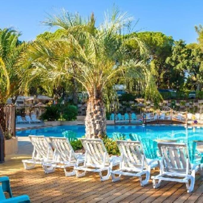 Mobile Home 6-Pers Camping Lei Suves-Cotes D'Azur-Including Airco Roquebrune-sur-Argens Eksteriør bilde