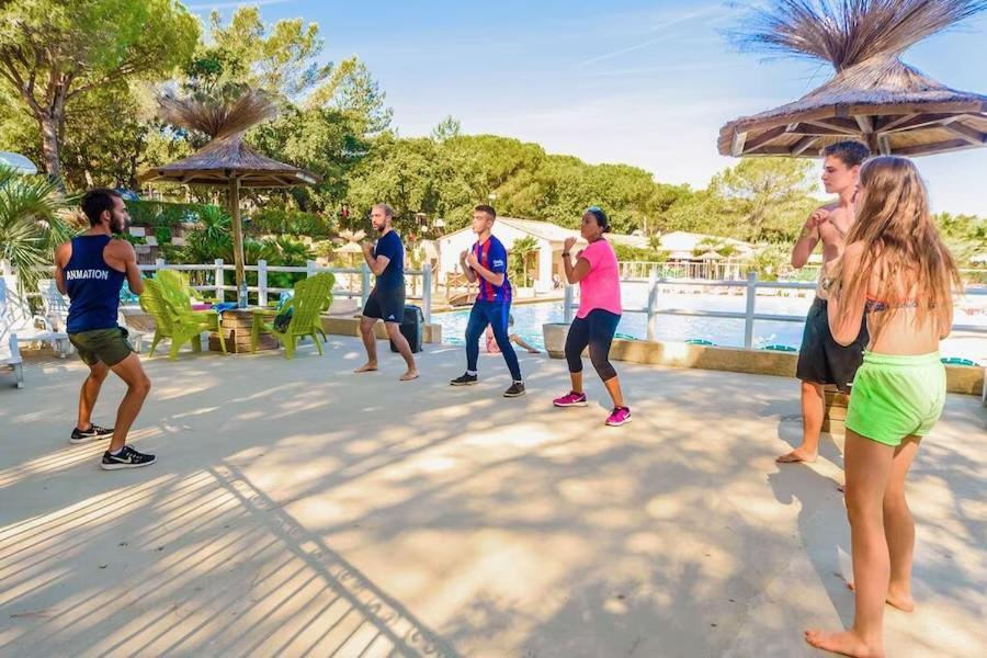 Mobile Home 6-Pers Camping Lei Suves-Cotes D'Azur-Including Airco Roquebrune-sur-Argens Eksteriør bilde